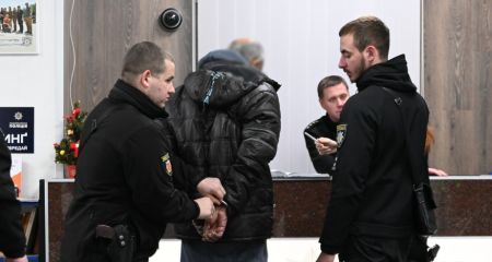 Запорізькі поліцейські впіймали продавця канабісу – деталі