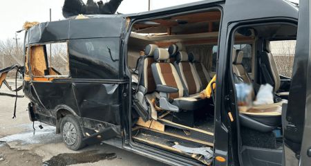 Дрон РФ влучив у мікроавтобус під Запоріжжям &ndash; подробиці