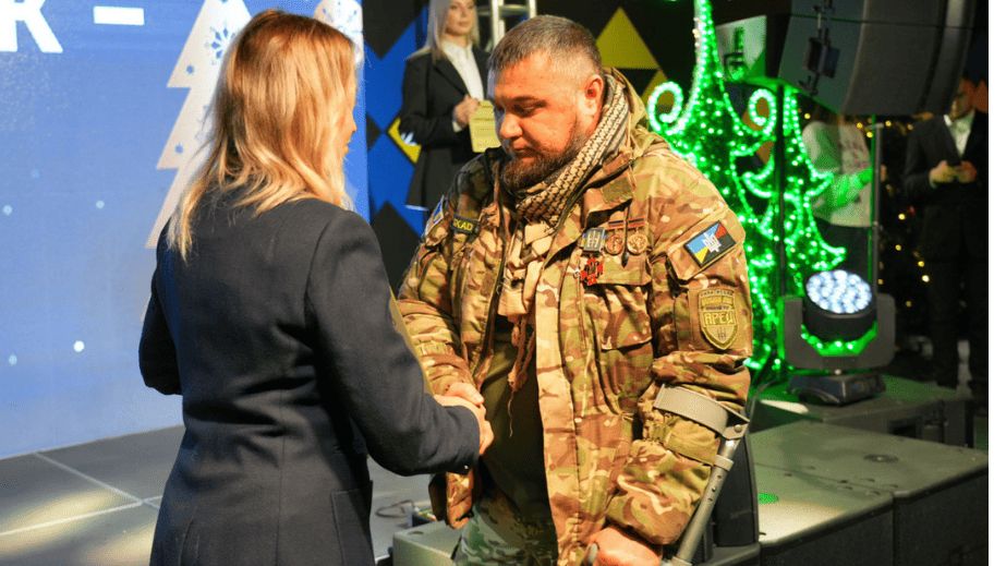 Запорожским ветеранам выдали жилищные сертификаты перед Новым годом