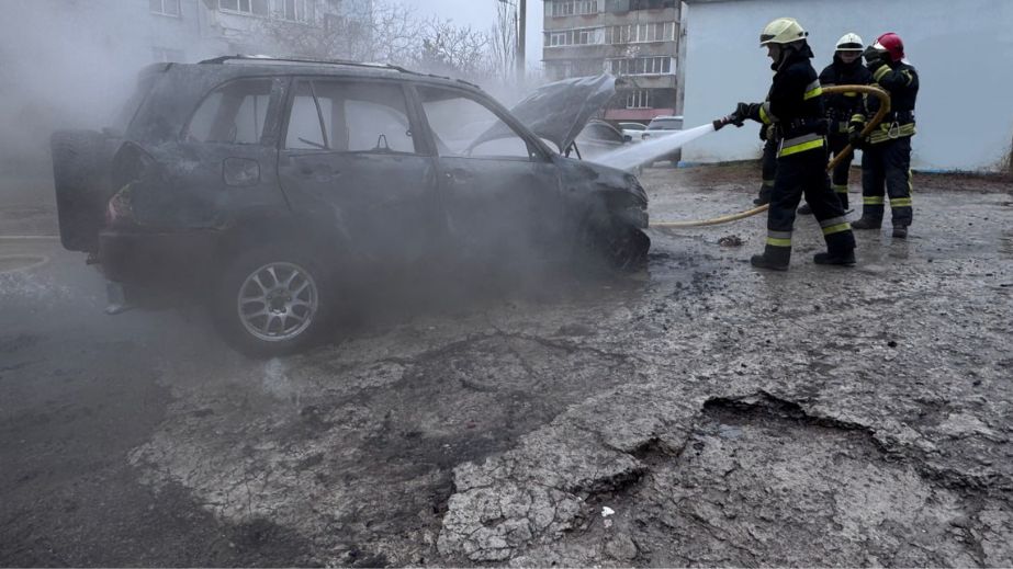 Легковушка Chery пылала в Запорожье &ndash; подробности