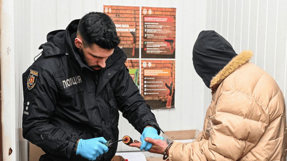 700 гривен за психотропы: на Запорожье задержали наркодельца