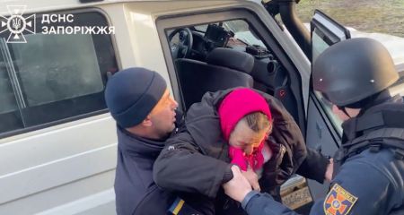 Трьох людей евакуювали броньованою автівкою на Запоріжжі