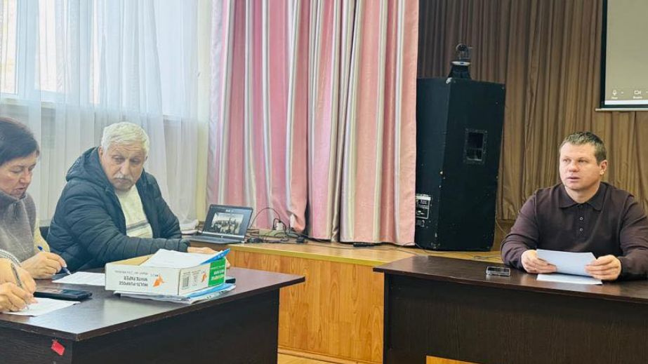 Сосуновський очолив засідання Кушугумської селищної ради після СІЗО