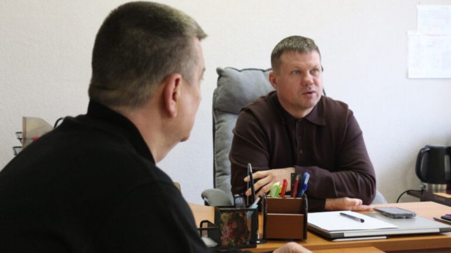 Відтік людей і постійні обстріли: що коїться в громаді під Запоріжжям