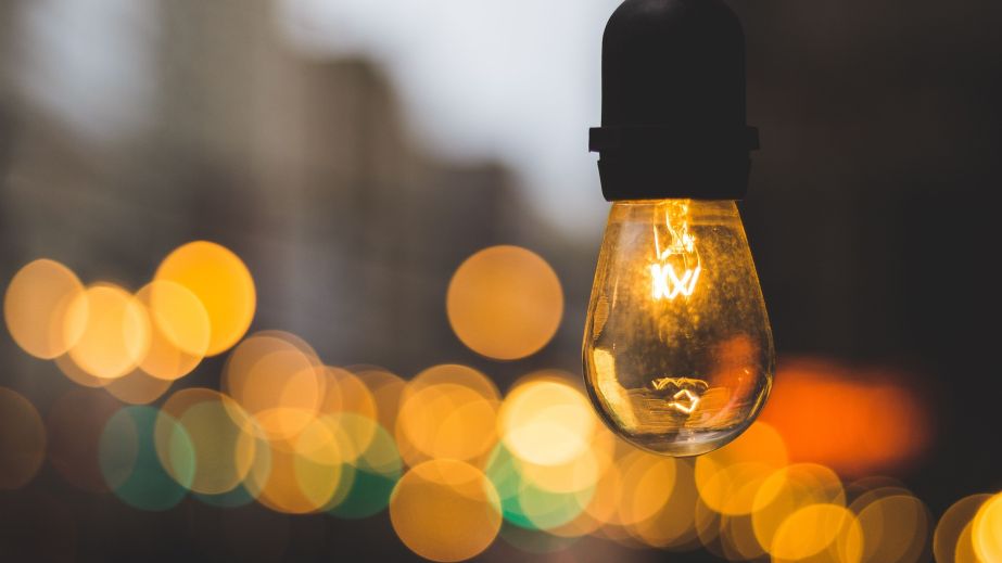 Графіки погодинних відключень повернулися до Запоріжжя &ndash; яка ситуація зі світлом