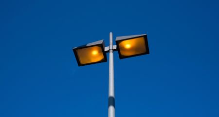 Харченко объяснила, почему в Запорожье днем горят уличные фонари