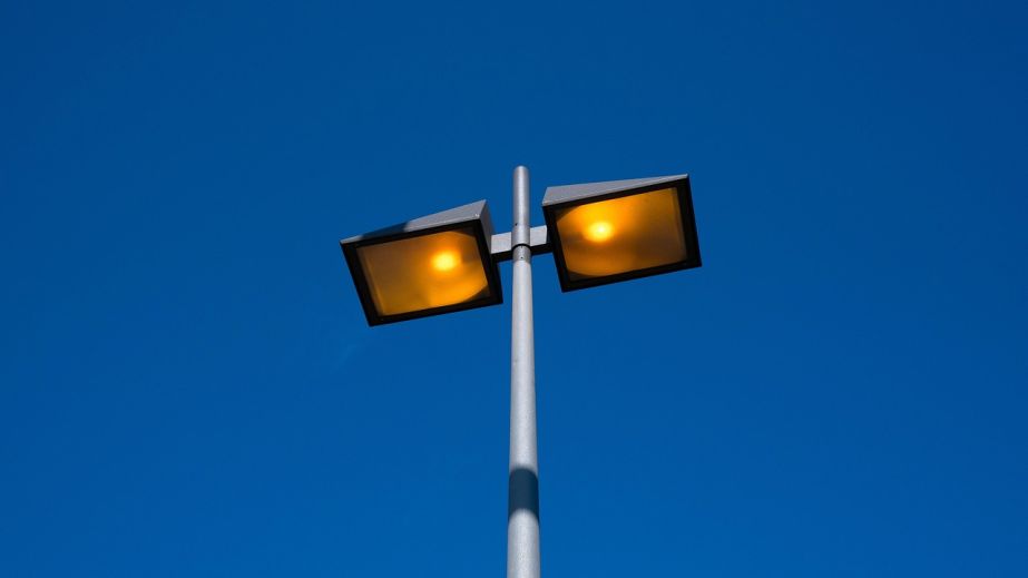 Харченко объяснила, почему в Запорожье днем горят уличные фонари