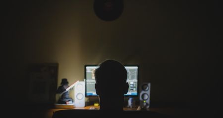 Шахраї розсилають жителям Запоріжжя фейкові повідомлення від податкової