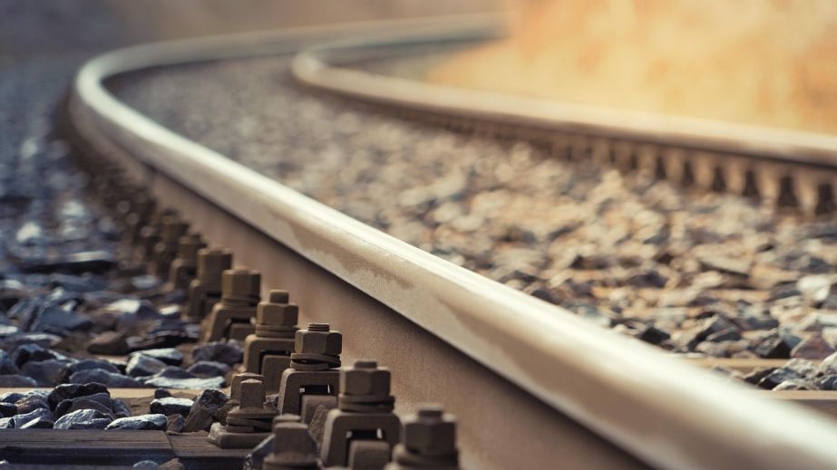 "Строят" четвертый год: РФ анонсировала новую железную дорогу на Запорожье