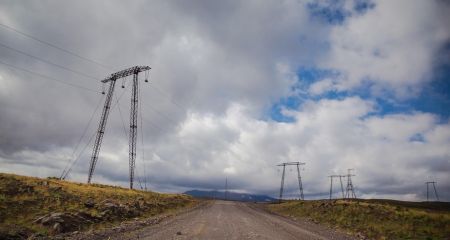 У Запоріжжі та передмісті через пошкодження мереж зникло світло