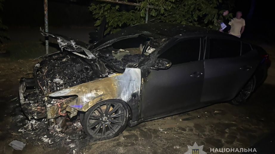 Запоріжцю "світить" до 10 років за гратами за підпал авто – подробиці