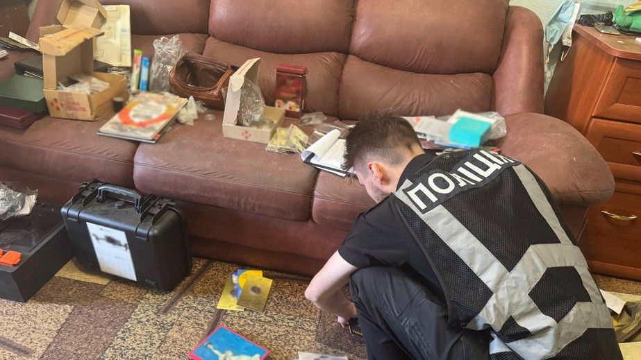 Книги вместо Mavic: в Запорожье военный стал жертвой интернет-мошенника