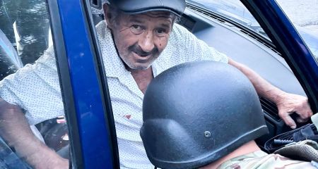 На Запоріжжі поранений "пелюсткою&rdquo; велосипедист дістався блокпоста