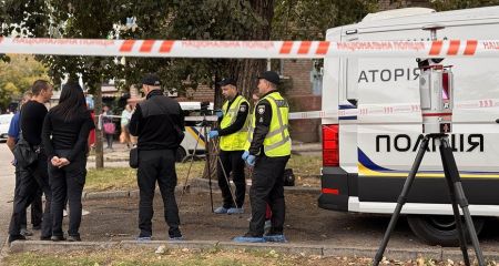 П'яне застілля на дитмайданчику в Запоріжжі закінчилося вбивством