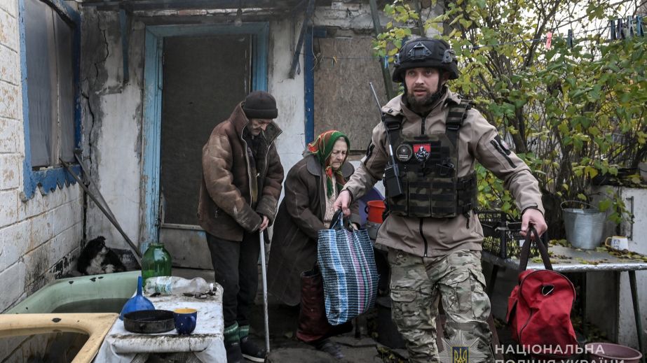 Полиция эвакуировала 14 человек из Запорожского и Пологовского районов