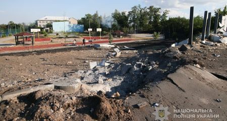 Загиблі люди й тварини, пошкоджені будинки: у поліції уточнили наслідки атаки на Запоріжжя