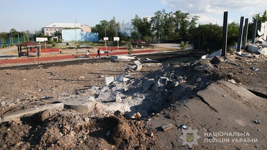 Загиблі люди й тварини, пошкоджені будинки: у поліції уточнили наслідки атаки на Запоріжжя