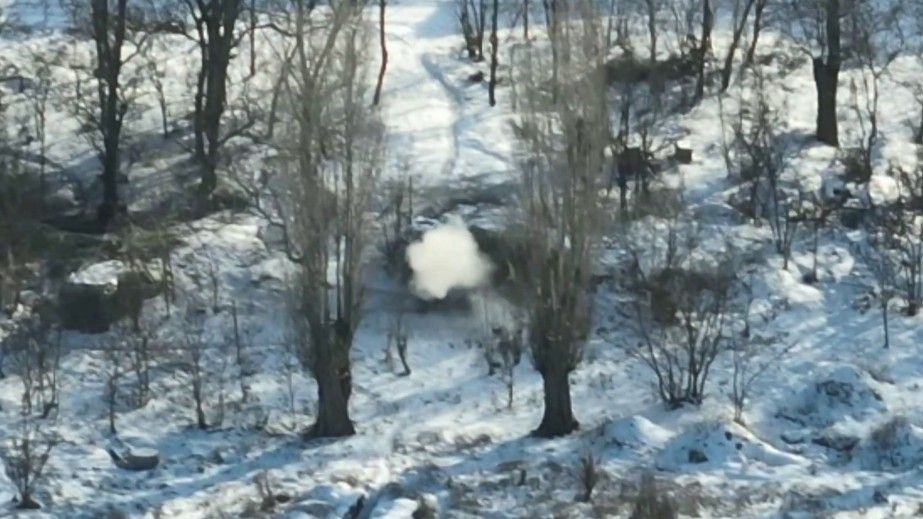 Запорожские пограничники "согрели" россиян FPV-дронами &ndash; кадры