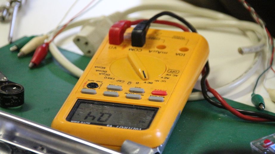 Від пів доби без світла: які графіки на Запоріжжі