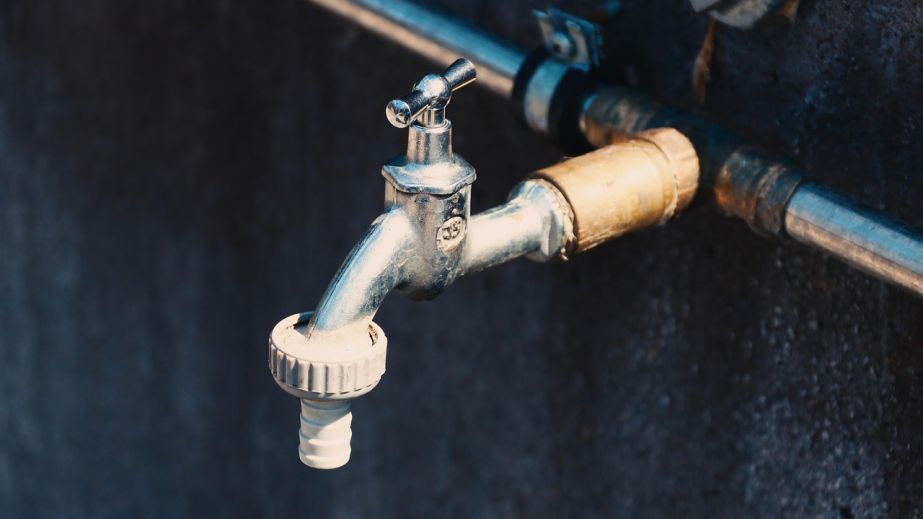 Без води залишилися жителі селища під Запоріжжям &ndash; деталі