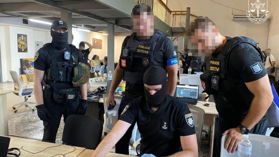 Мережа кол-центрів для обману європейців: на Запоріжжі провели обшуки