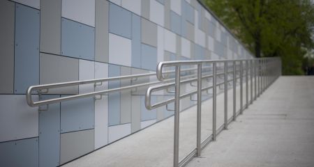 Запорізькі кафе, банки і АЗС перевірили на безбар’єрність – результати