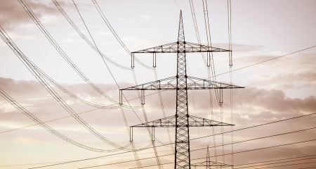 Запоріжцям повернули світло після ворожого удару